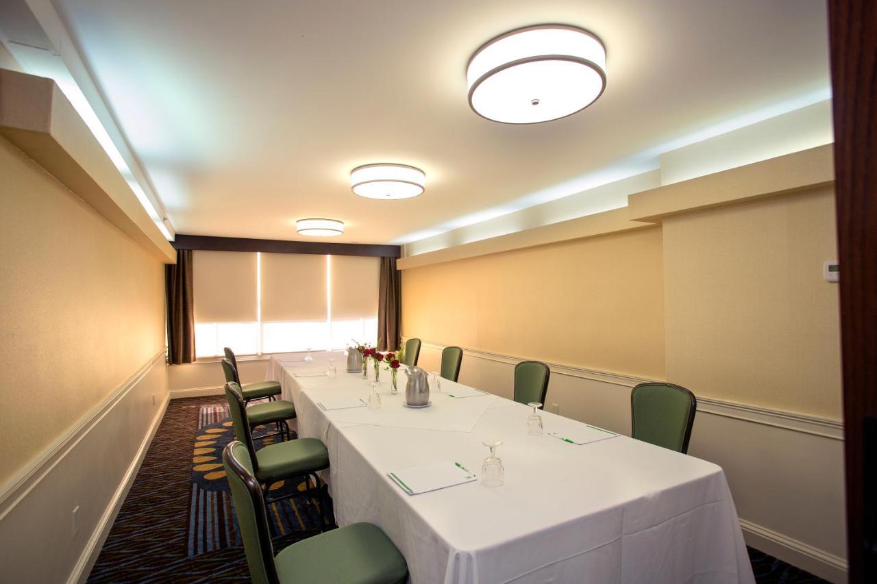 Holiday Inn Athens - University Area Екстериор снимка
