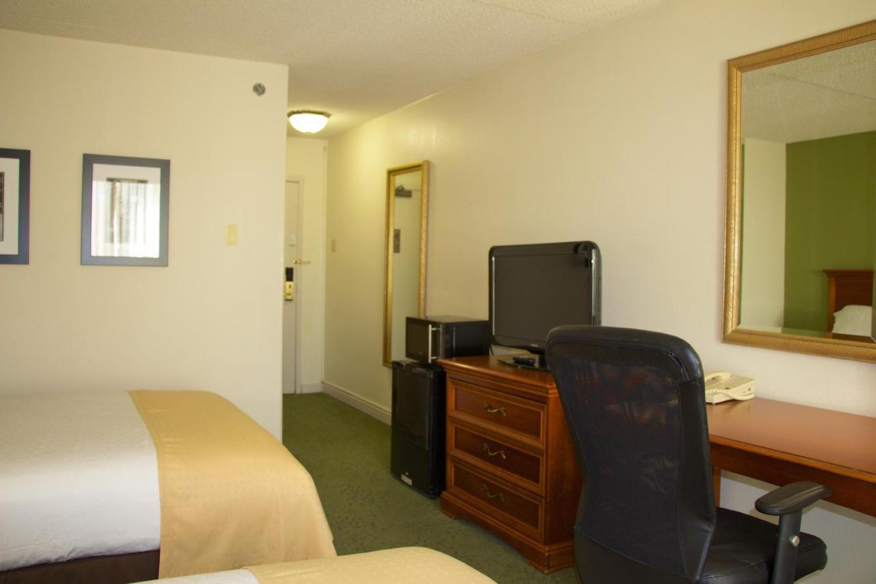 Holiday Inn Athens - University Area Екстериор снимка