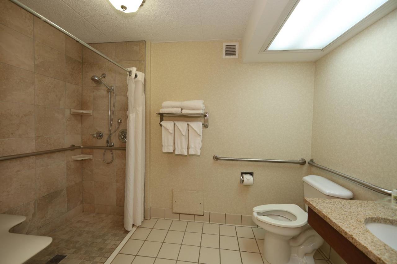 Holiday Inn Athens - University Area Екстериор снимка